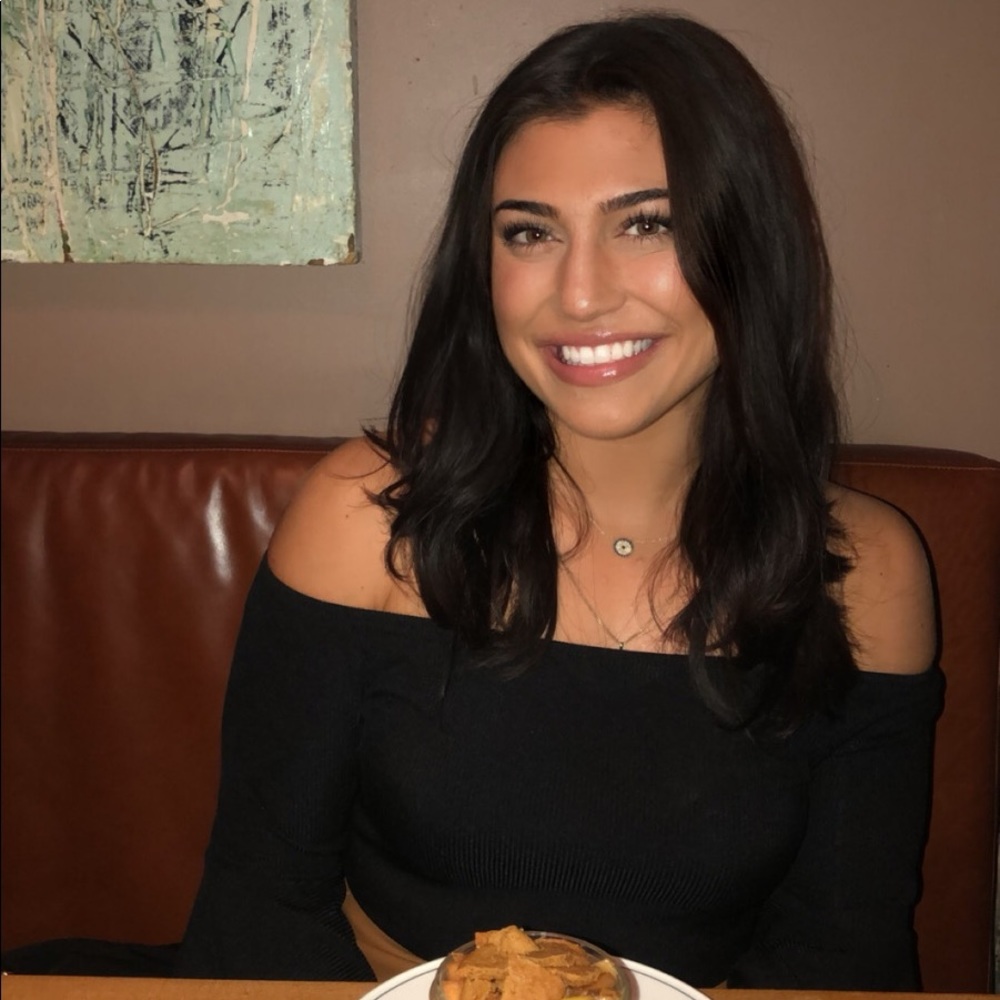 Meet your Posher, Maya